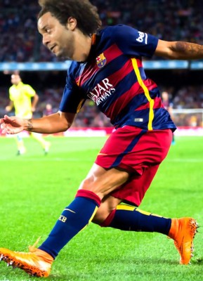 Así se verían los cracks del Clásico con colores cambiados