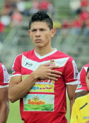 RUMORES Y FICHAJES: Primo del Kun Agüero al Real Sociedad y vuelve el 'Rulo' Varela&nbsp;&nbsp;