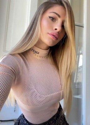 Neymar intenta ligar con la hermosa novia de famoso futbolista italiano; el nuevo lío del brasileño