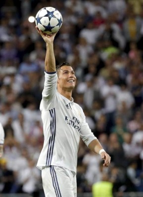 Las imágenes que no se vieron por tv: La bronca de la barra del Bayern en el Bernabéu