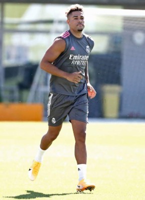 Con dos nuevas novedades y toques de balón: Así fue el entrenamiento del Real Madrid