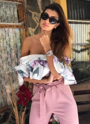 Sharon Segura, la modelo y presentadora tica, amante de su selección