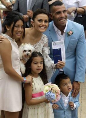 ¡IMPRESIONANTE! Así fue la espectacular y millonaria boda de Carlos Tévez