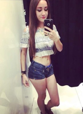 Ella es Lissy Ayala, la encantadora aficionada del Olimpia