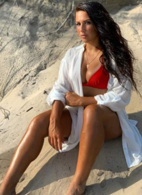 Sonia O'Neill, la 'bomba' venezolana que sufrió una fuerte lesión y que enloquece en el fútbol de Escocia