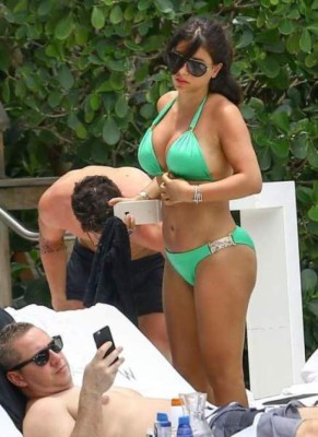 Daniella Semaan: 44 años, cinco hijos y un cuerpazo... las fotos más sexy de la esposa de Fabregas