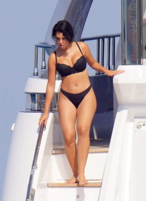 ¡Cazados! Georgina Rodríguez luce su impecable figura en un yate con Cristiano Ronaldo