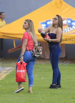 FOTOS: La Miss Honduras entre las bellas chicas que llegaron al Morazán