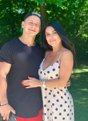 Ella es Elena Vulitsky, la suegra de la espontánea de la Champions que invadió un juego de críquet&nbsp;&nbsp;