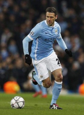 El increíble 11 titular con los jugadores que están sin equipo