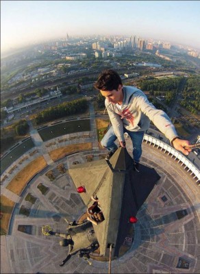 Las 20 selfies más atrevidas y peligrosas en la historia