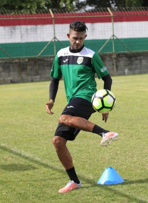 FICHAJES: Boavista va tras otro hondureño, Primi Maradiaga al Vida y Motagua anuncia renovaciones