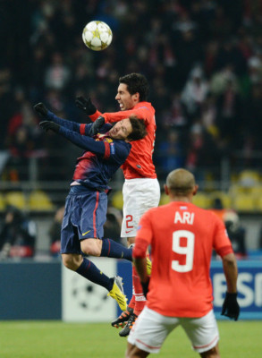 El Barcelona vence al Spartak en Moscú y se clasifica para octavos