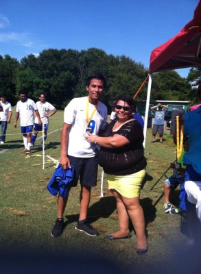 ¿Su amiga o su novia? La historia detrás de Enrique, el hondureño que se hizo famoso en la transmisión del EEUU vs Honduras