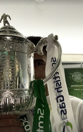 Así festejó Luis Palma el doblete del Celtic en su primer año en Escocia: ¡le puso ambiente al vestidor!
