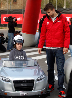 El FC Barcelona recoge sus nuevos Audi.