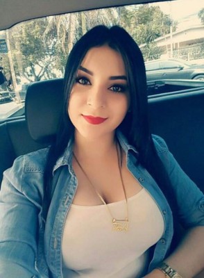 MUÑECA: Así es Fany Hernández, la aficionada más bella del Olimpia que calentó el Clásico