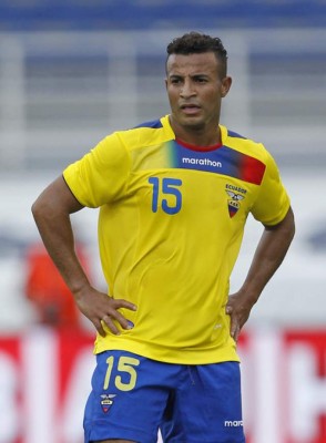 Gustavo Quinteros define el 11 de Ecuador para enfrentar a Honduras