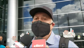 El presidente del Motagua, Eduardo Atala, manifestó que no están nada contentos con el desempeño de los delanteros que han fallado una enorme cantidad de goles. Ve difícil ser campeón de Concacaf.