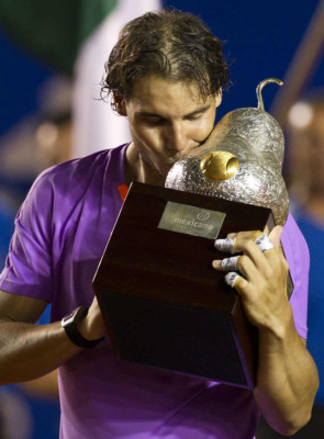 Rafael Nadal reconquista el Abierto de Acapulco tras vencer a David Ferrer.
