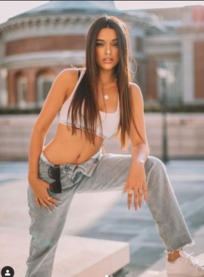 Así es Marta Díaz, la sensual youtuber 'rechazada' por un crack que prefiere el PlayStation 5