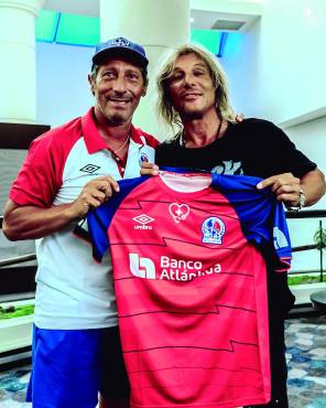 Claudio Caniggia, excompañero y amigo de Pedro Troglio.