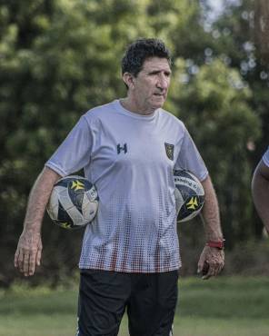 Héctor Vargas dirigió por última vez en la Liga de Ascenso al Leones FC.