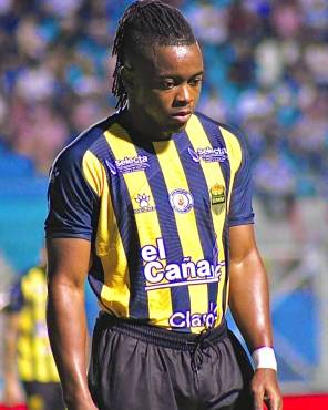 Wisdom Quayé no seguirá siendo parte del Real España.