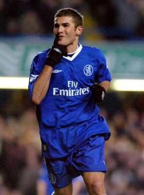 De consumir cocaína y 'chupar' sangre de estrella de cine para adultos a técnico: El radical cambio de Adrian Mutu