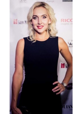 Elena Vesnina, la lindura que sorprendió a Wimbledon y posó para revista de adultos