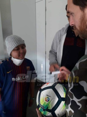 ¡Cumplió su sueño! Así se la pasó Gustavito con Messi y Suárez