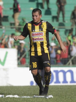 Jugadores que han vivido los clásicos desde ambas partes