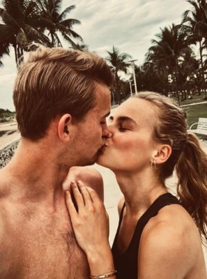 Libros, playa y béisbol: Las tremendas vacaciones de Matthijs de Ligt, el jugador que rechazó al Barcelona&nbsp;&nbsp;