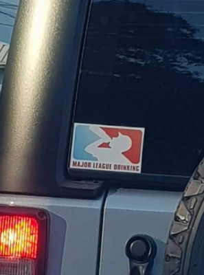 ¡Para morirse de la risa! Los insólitos mensajes que se ven en buses y taxis de Honduras