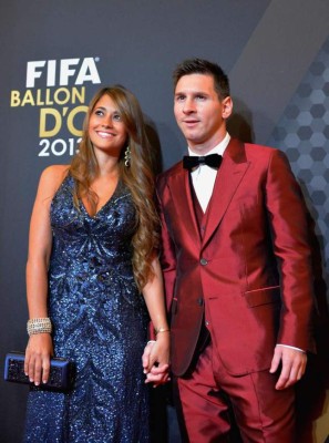 Los trajes más 'espantosos' que ha usado Messi; el de su boda ya está listo