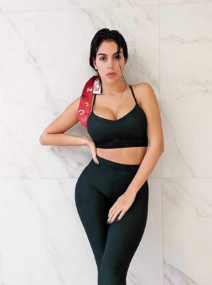 FOTOS: Georgina Rodríguez explota Instagram como la nueva musa del yoga