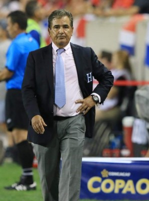 Así será la nueva vida llena de lujos de Jorge Luis Pinto en Emiratos Árabes Unidos