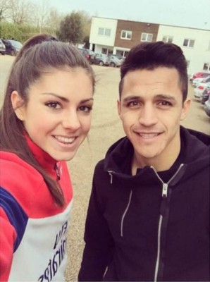 Conoce a Carla Humphrey, la futbolista europea más bella del mundo