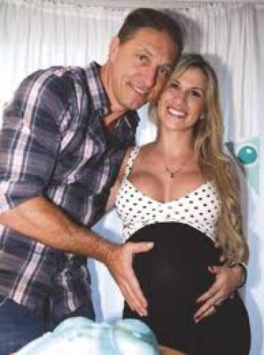 Así es la bella esposa de Néstor Pitana, el árbitro argentino que pitará Australia-Honduras