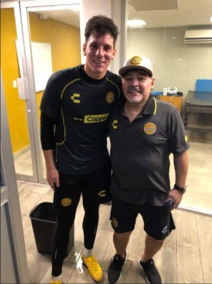 Desvelo, exigencias y reunión con un referente: Así está Maradona a un día de su debut con Dorados