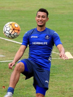 RUMORES+FICHAJES: Erick Andino se iría a Europa y Wilmer Cruz busca portero