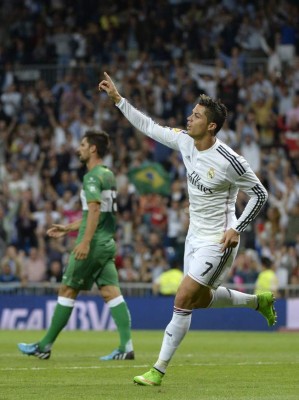 Real Madrid le da una Manita al Elche goleó (5-1)