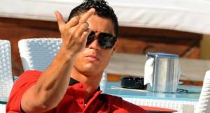 Las imágenes que han levantado la polémica de Cristiano Ronaldo.