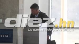 DIEZ logró esta foto exclusiva cuando Juan Carlos Osorio se marchaba de Honduras.