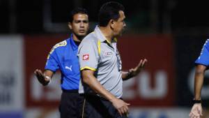 Nahún Espinoza ha dirigido cinco partidos al Real España.