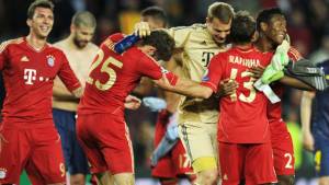 Jugadores del Bayern Múnich festejaron a lo grande la clasificación frente Barcelona.