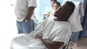 El portero del Victoria John Bodden, recibió un impacto de bala en su hombro derecho este jueves en la Ceiba.