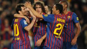 Lionel Messi anotó los goles con que lo catalanes vencieron al Espanyol.