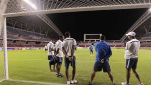 Algunos jugadores quedaron satisfechos por el estado del terreno de juego, está en perfectas condiciones.