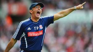 Tony Pulis es el nuevo entrenador de Wilson Palacios.